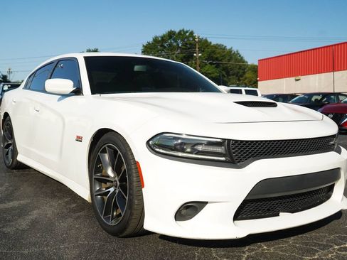 Used 2018 Dodge Charger R/T Scat Pack RWD image 34