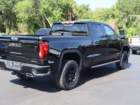 Used 2021 GMC Sierra 1500 AT4 w/ AT4 Premium Package AWD/4WD image 9