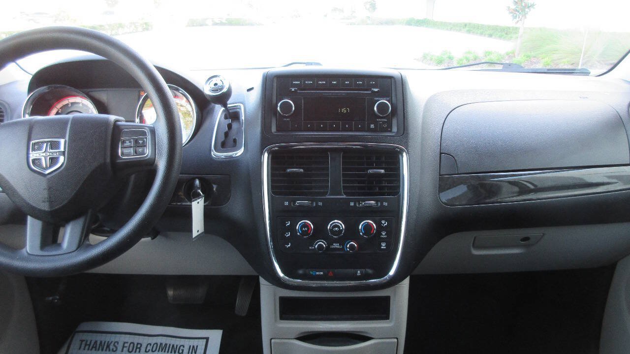 Used 2012 Dodge Grand Caravan SE FWD image 31