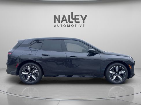 Used 2026 BMW iX xDrive45 w/ Premium Package image 5