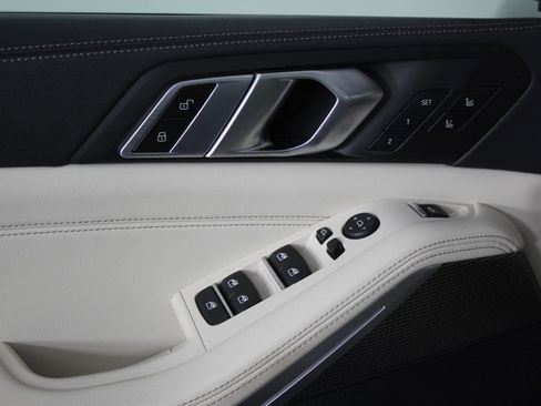 New 2026 BMW X5 sDrive40i w/ M Sport Package image 22