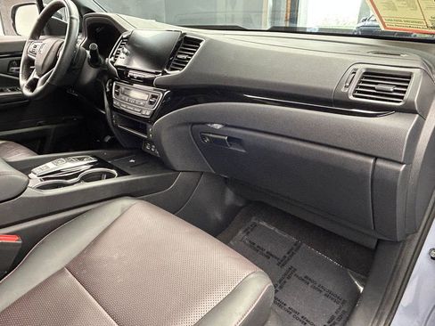 Used 2024 Honda Ridgeline Black Edition image 49