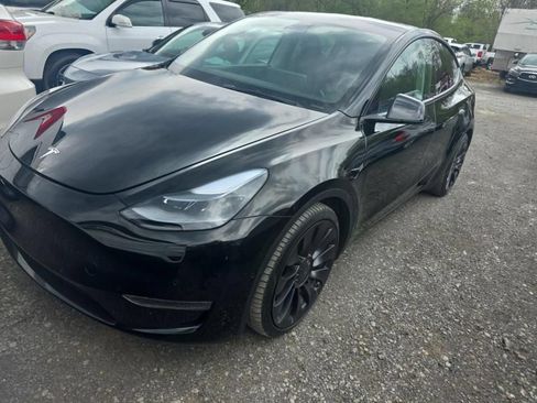 Used 2021 Tesla Model Y Performance AWD/4WD image 1