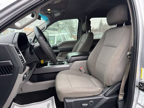 Used 2017 Ford F250 XLT w/ FX4 Off-Road Package image 11