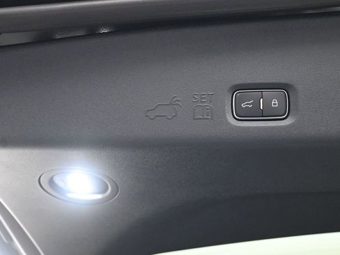 New 2026 Ford Expedition Platinum AWD/4WD image 24