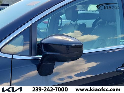 Used 2017 Chrysler Pacifica Touring-L Plus w/ Advanced Safetytec Group FWD image 5