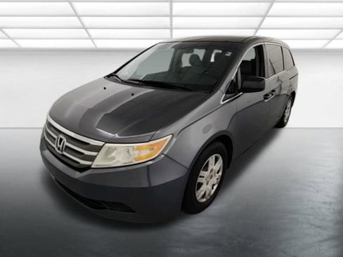 Used 2013 Honda Odyssey LX image 3