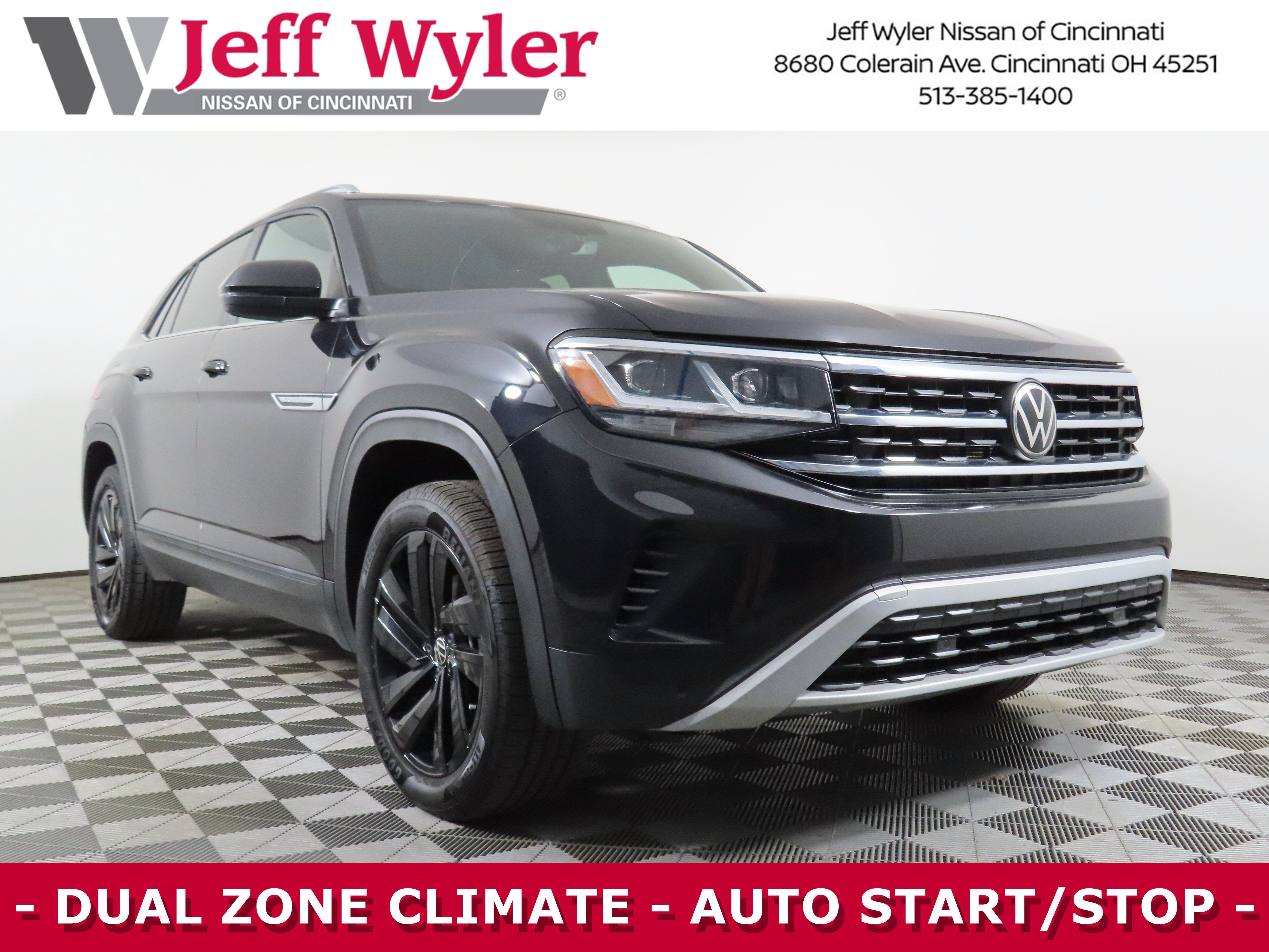 Used 2023 Volkswagen Atlas Cross Sport SE AWD/4WD image 1