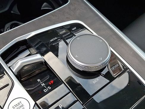 New 2026 BMW X5 xDrive40i w/ Premium Package image 14