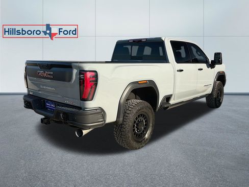 Used 2024 GMC Sierra 2500 AT4X w/ AT4X AEV Edition AWD/4WD image 5