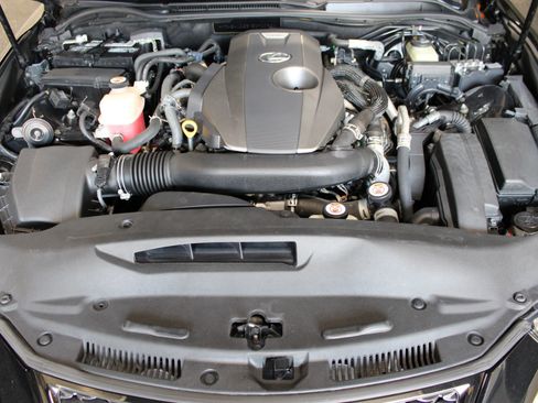 Used 2019 Lexus IS 300 F Sport w/ F Sport Package image 37