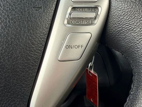 Used 2015 Nissan Versa Note SV image 29