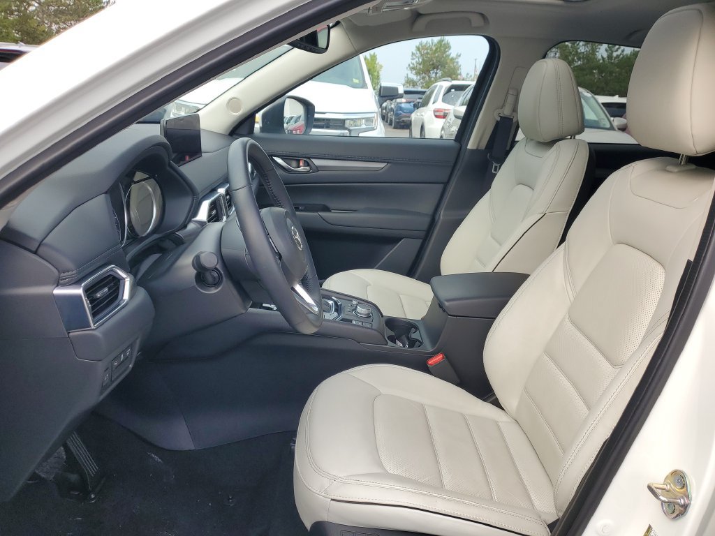 Used 2025 MAZDA CX-5 AWD 2.5 S w/ Preferred Package image 11