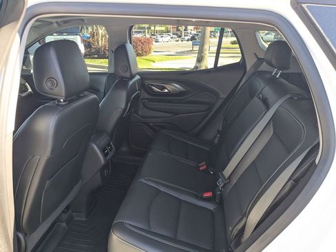 Used 2023 GMC Terrain SLT w/ Elevation Edition image 13