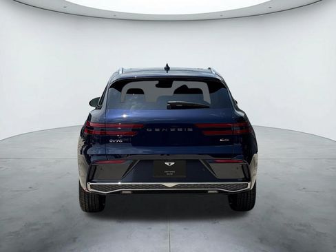New 2026 Genesis GV70 2.5T Advanced AWD/4WD image 4