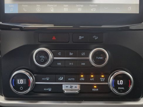 Used 2022 Ford Expedition XL AWD/4WD image 26