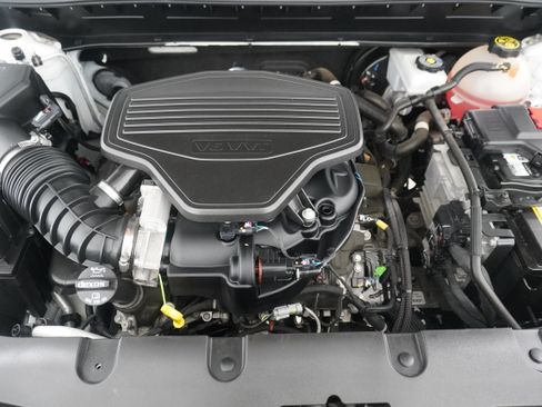 Used 2021 Chevrolet Blazer LT FWD image 28