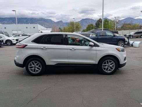 Used 2023 Ford Edge SEL AWD/4WD image 2