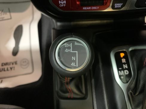 Used 2020 Jeep Gladiator Rubicon image 29