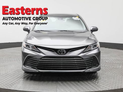 Used 2023 Toyota Camry LE image 2