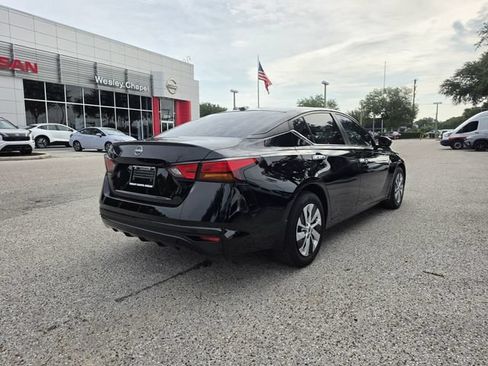 Certified 2025 Nissan Altima 2.5 S FWD image 7