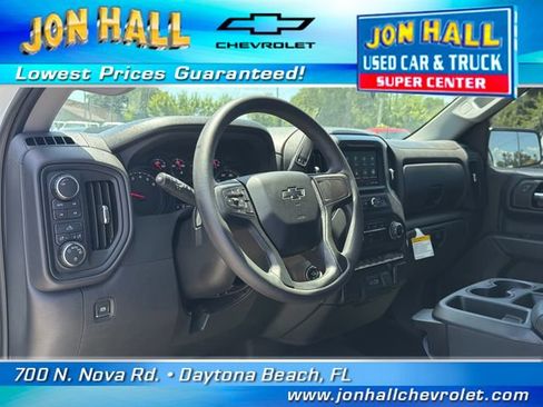 Used 2024 Chevrolet Silverado 1500 Custom Trail Boss AWD/4WD image 14