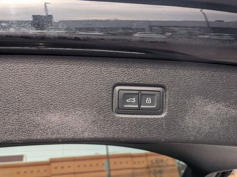 Used 2021 Audi Q7 2.0T Premium w/ Convenience Package image 32