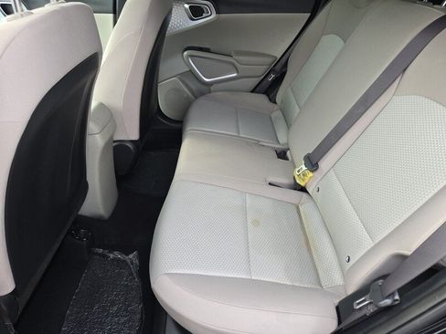 Certified 2021 Kia Soul LX FWD image 12