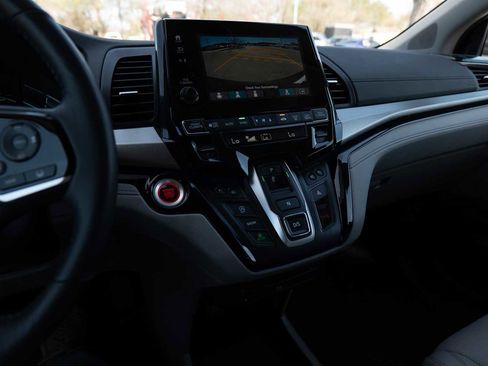 Used 2020 Honda Odyssey Elite image 16