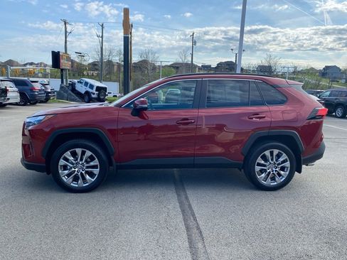 Used 2025 Toyota RAV4 XLE Premium w/ Weather Package AWD/4WD image 6