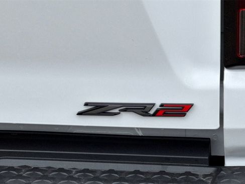 New 2026 Chevrolet Colorado ZR2 w/ Technology Package image 26