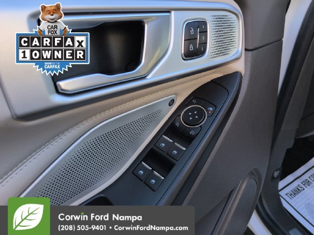 Used 2020 Ford Explorer Platinum w/ Premium Technology Package AWD/4WD image 11