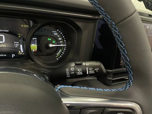 Used 2024 Jeep Wrangler High Altitude AWD/4WD image 26