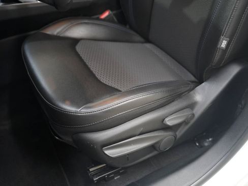 Used 2022 Jeep Compass Latitude FWD image 25