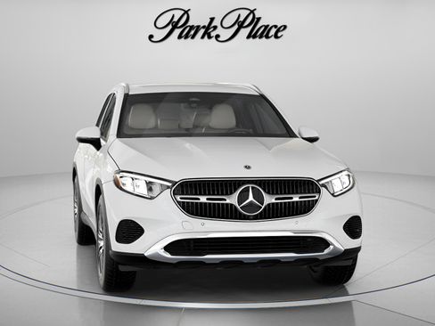 Used 2026 Mercedes-Benz GLC 300 image 35