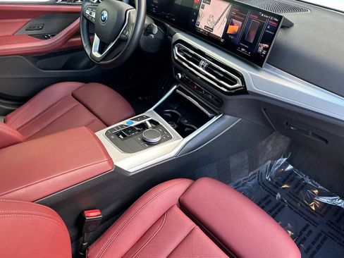 Used 2023 BMW i4 eDrive35 image 16