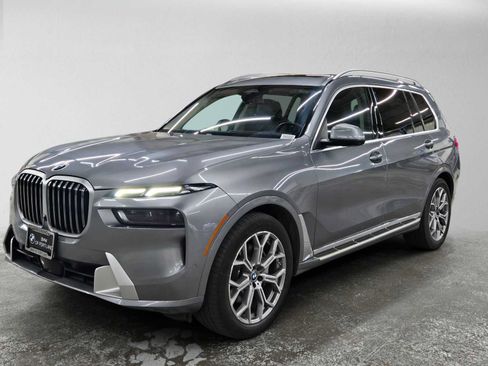 Used 2024 BMW X7 xDrive40i AWD/4WD image 7