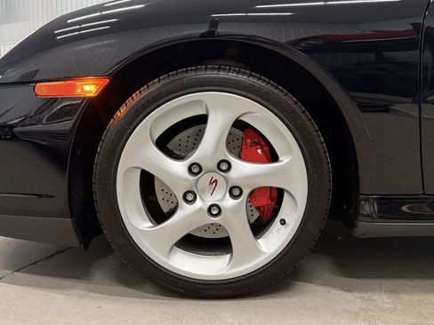 Used 2004 Porsche 911 Carrera 4S AWD/4WD image 53