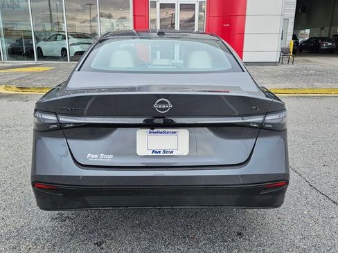 New 2026 Nissan Sentra SL w/ Floor Mat Package FWD image 9
