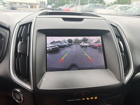Used 2020 Ford Edge SE AWD/4WD image 9