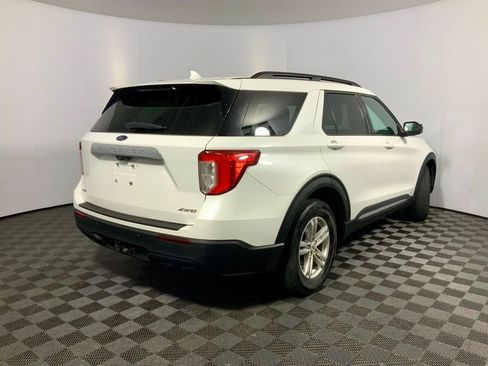 Used 2021 Ford Explorer XLT w/ Class III Trailer Tow Package AWD/4WD image 28