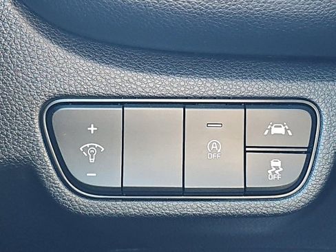 Certified 2023 Kia Seltos S w/ Navigation Package image 28