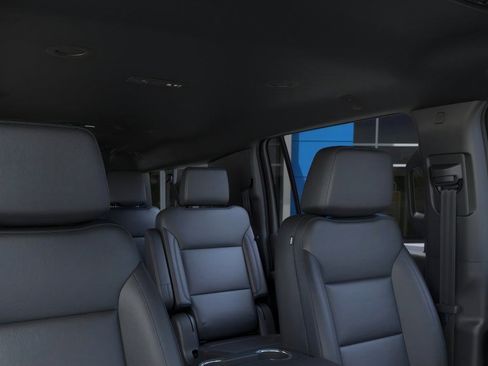 New 2026 Chevrolet Suburban LT w/ Comfort Package image 24