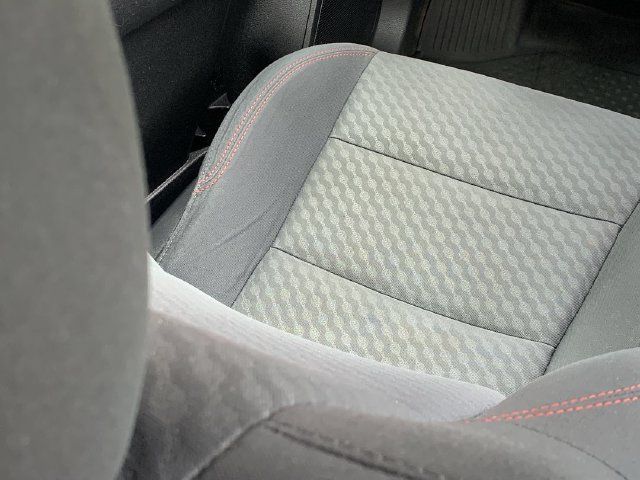 Certified 2022 Toyota Tacoma SR5 AWD/4WD image 18