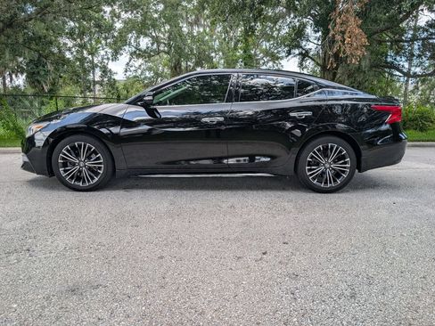 Used 2017 Nissan Maxima 3.5 SV w/ Dynamic Package FWD image 5