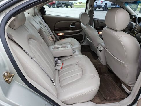 Used 2000 Chrysler 300M FWD image 26