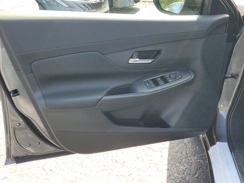 New 2026 Nissan Sentra SV FWD image 10