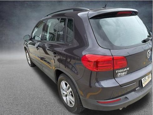 Used 2016 Volkswagen Tiguan S FWD image 4