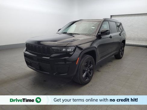 Used 2023 Jeep Grand Cherokee L Laredo AWD/4WD image 1