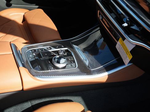 New 2026 BMW X5 M60i w/ Executive Package image 5